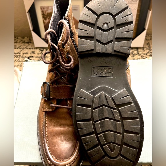 Johnston & Murphy Mens Boot - Picture 2 of 7